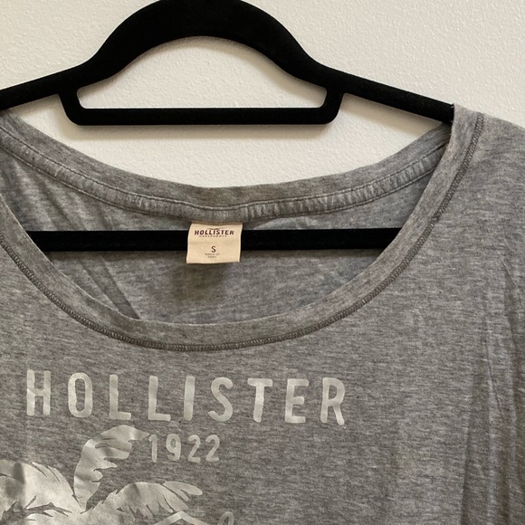Grey and Silver Graphic Tee - Picture 2 of 3